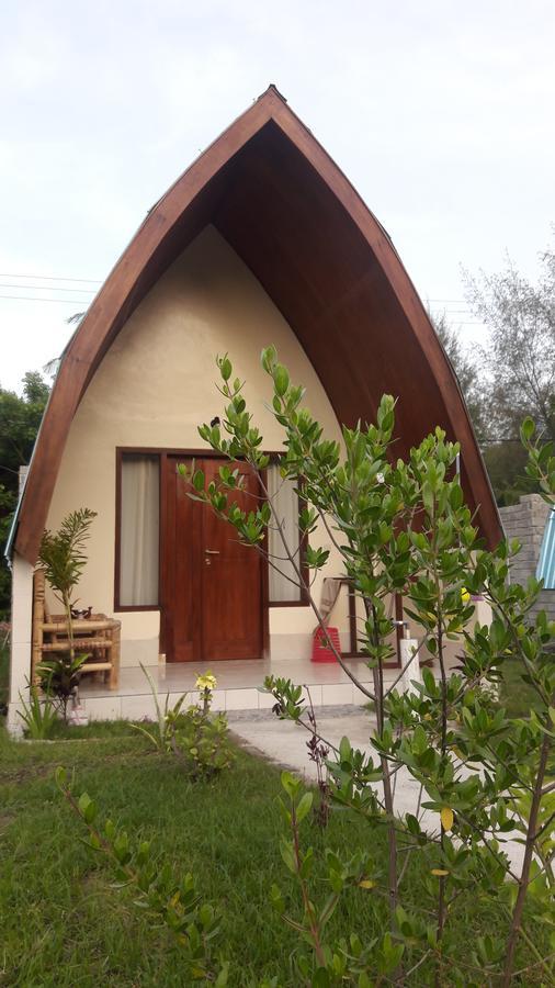 Cnunk Bungalow Gili Meno Exterior photo