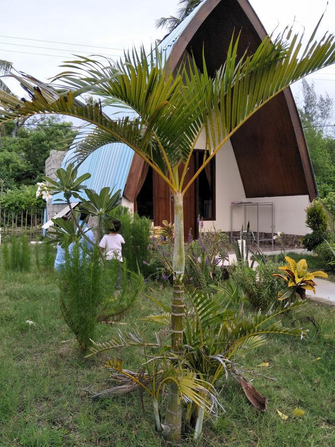 Cnunk Bungalow Gili Meno Exterior photo